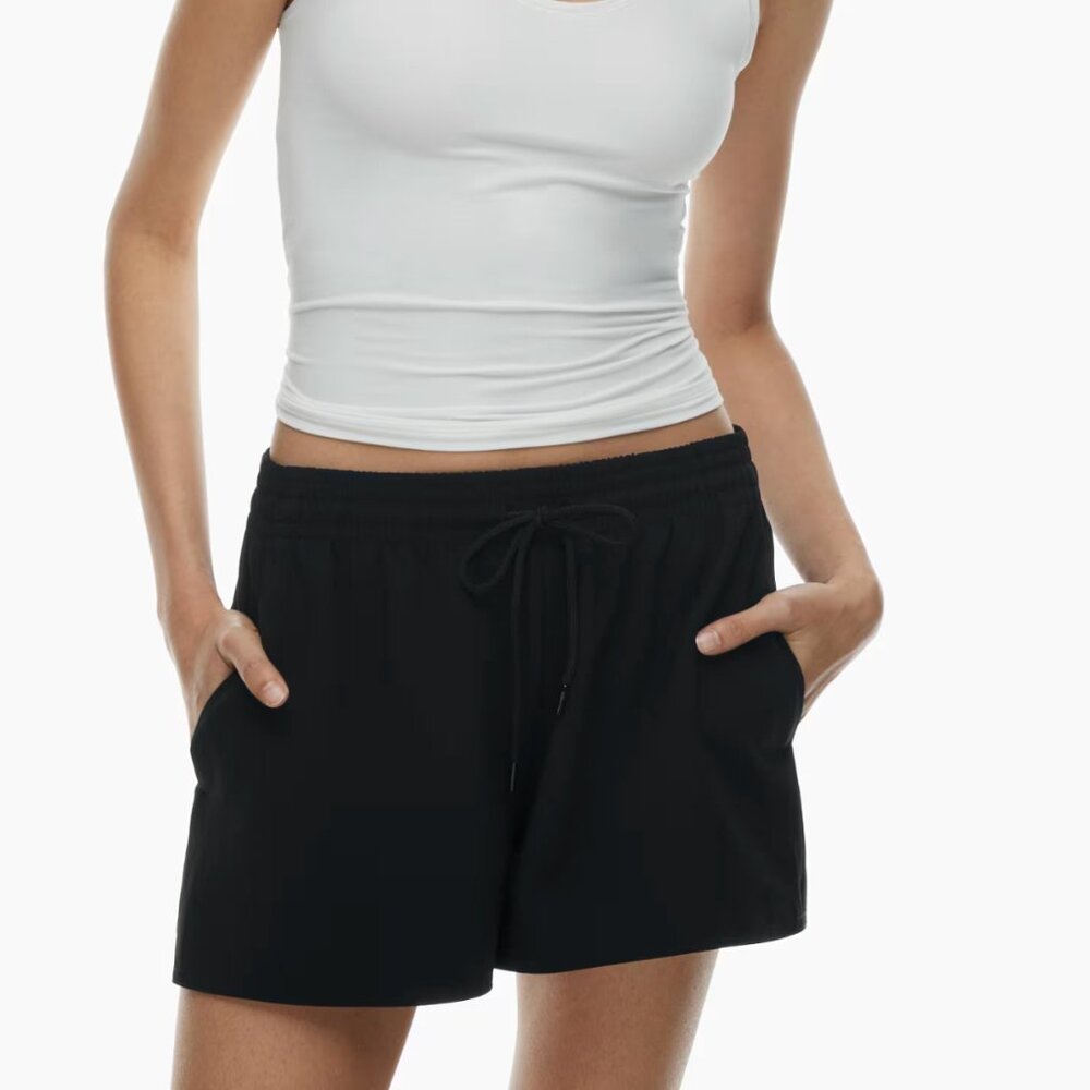 Aritzia Wilfred Thesis Mini Short (XS)